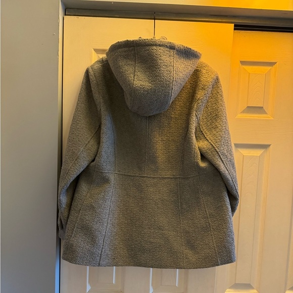 Jessica Simpson Grey Zip, Snap, Toggle Closure Hooded Pea Coat• 1X - Picture 2 of 6